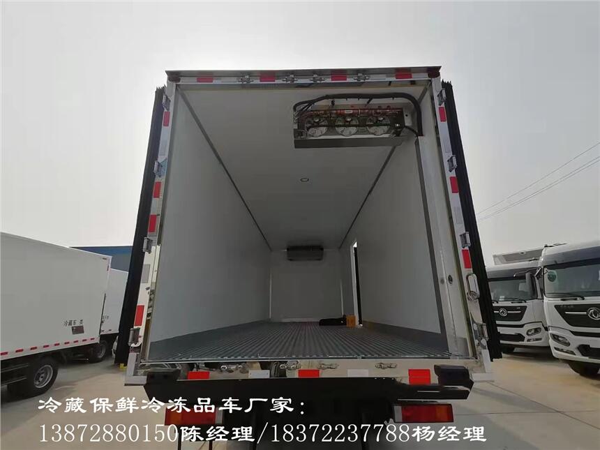 双鸭山市6.8米东风天锦KR国六冷藏车 